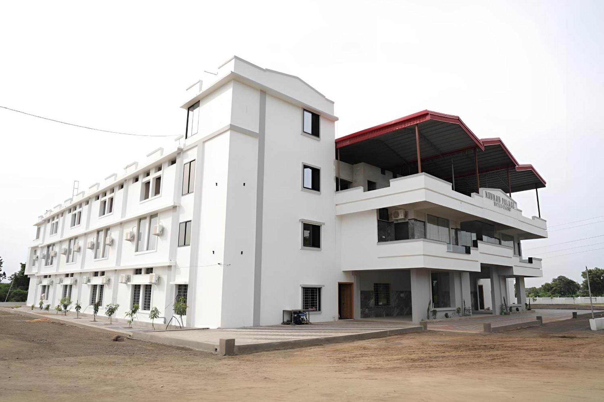 Navkar Palace Hotel & Resort, Sanawad المظهر الخارجي الصورة