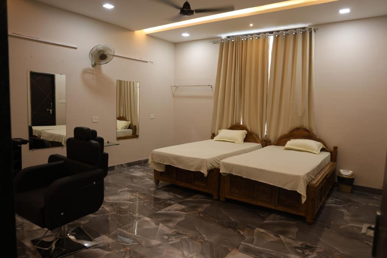 Navkar Palace Hotel & Resort, Sanawad المظهر الخارجي الصورة